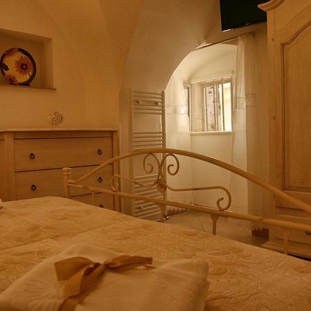 Casetta Nel Centro Storico Di Cisternino Kültér fotó